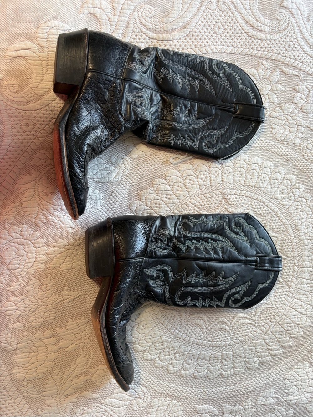 Men's smooth ostrich leather western boots in black size 8 Justin boots see pics